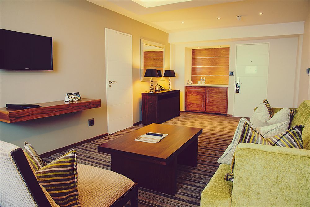 Premier Hotel Мидранд Экстерьер фото